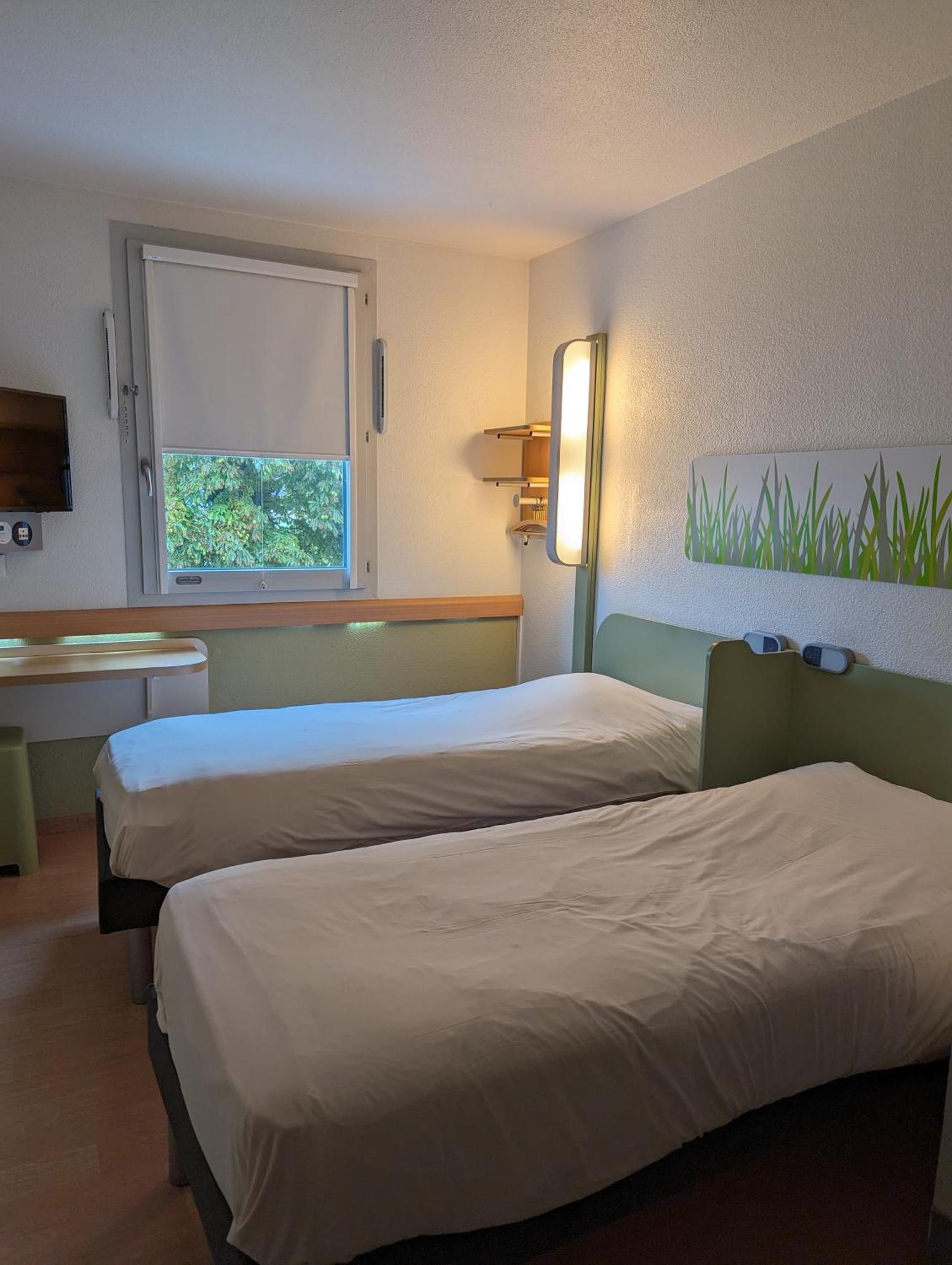 Ibis Budget Saint-Omer Centre Saint-Omer (Pas-de-Calais) Exterior foto
