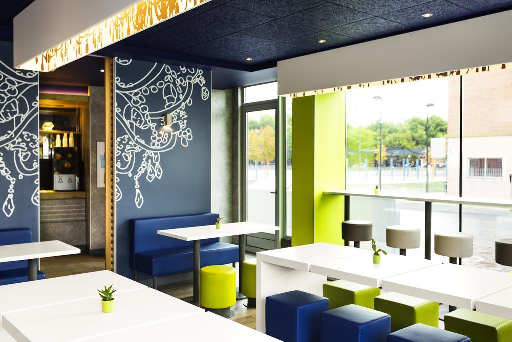 Ibis Budget Saint-Omer Centre Saint-Omer (Pas-de-Calais) Exterior foto
